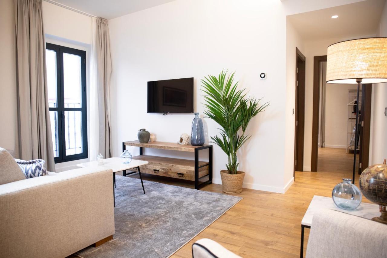 Nqn Aparts & Suites Sevilla Exterior foto