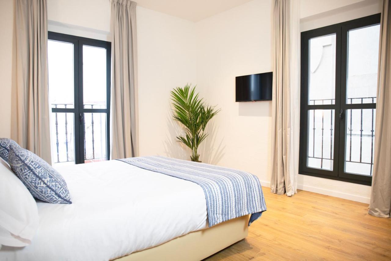 Nqn Aparts & Suites Sevilla Exterior foto